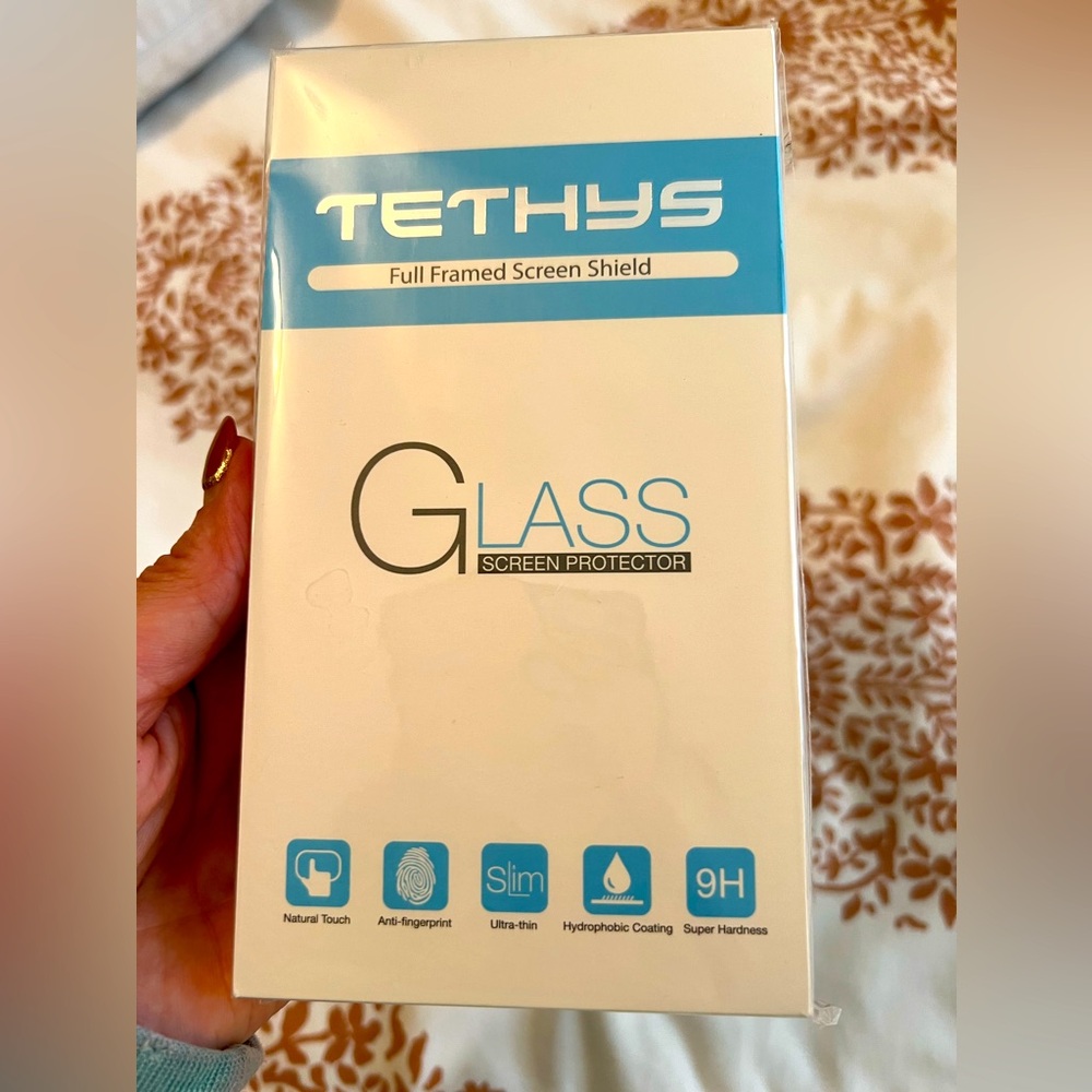 NIB TETHYS glass screen protectors